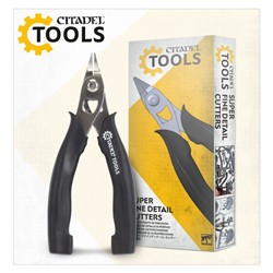 PINCE À COUPER LE PLASTIQUE